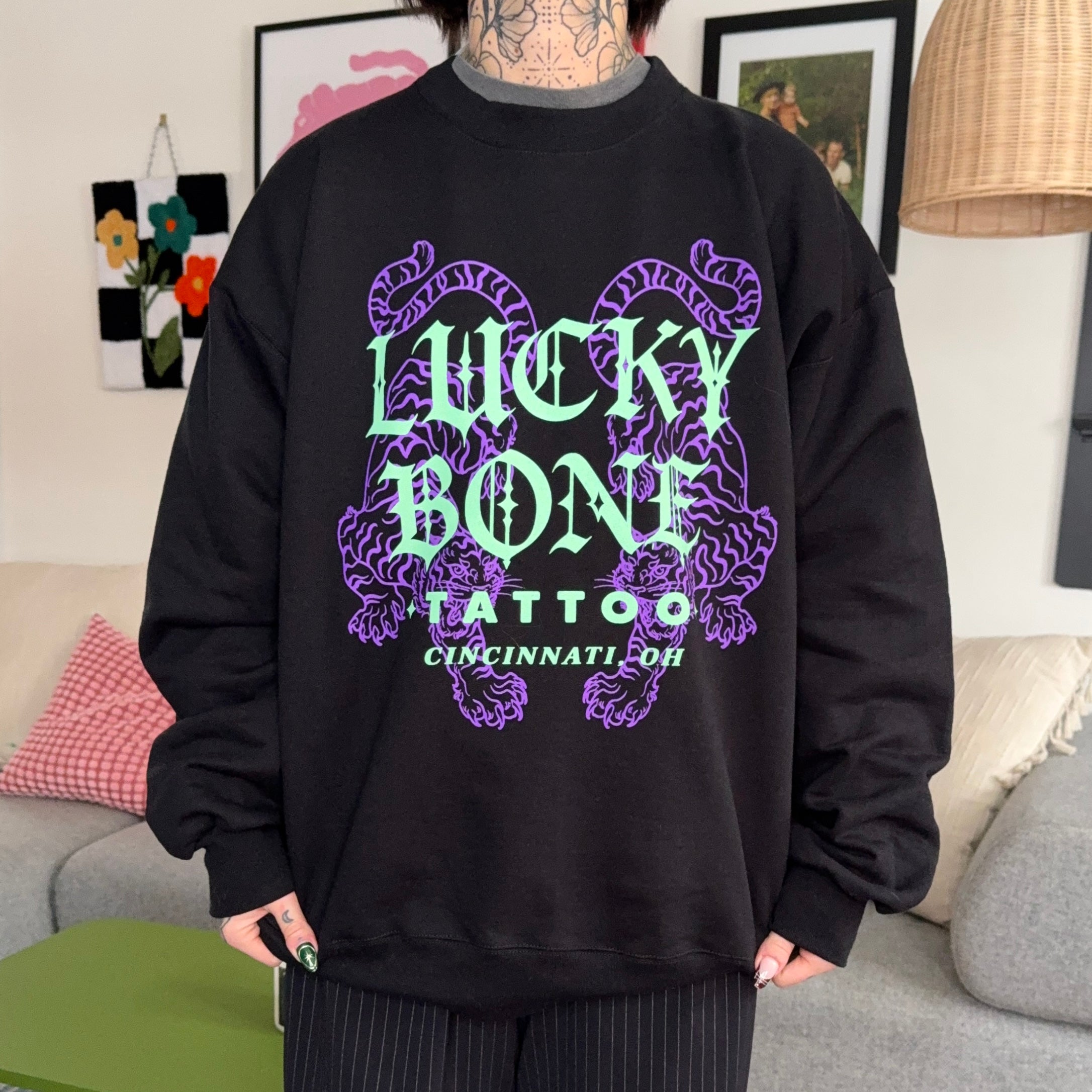 LUCKY TIGER CREWNECK